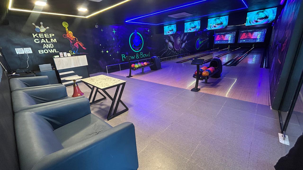Brew & Bowl lounge